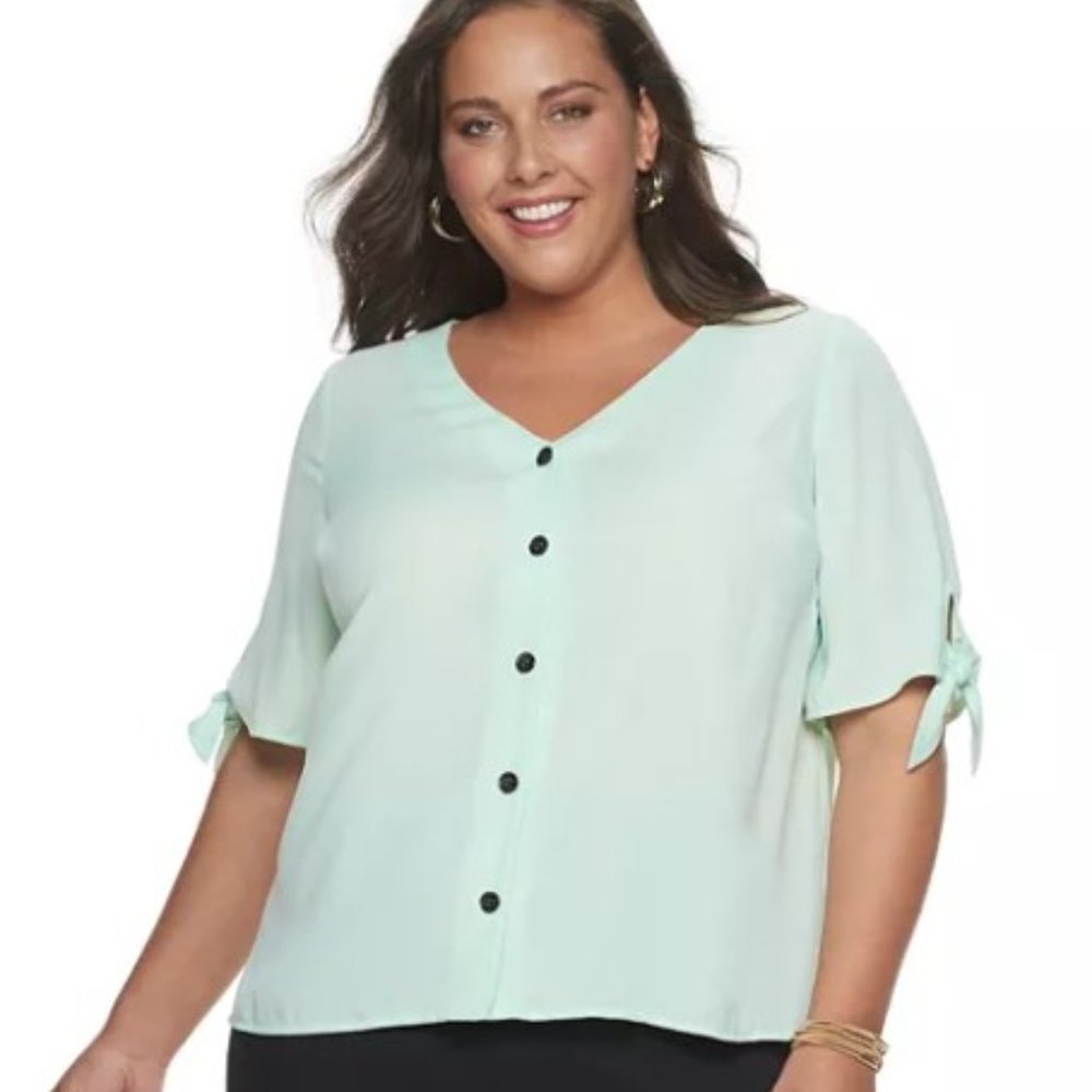 NWT Apt 9 Knot Sleeve Button down blouse Size XL Mint Green